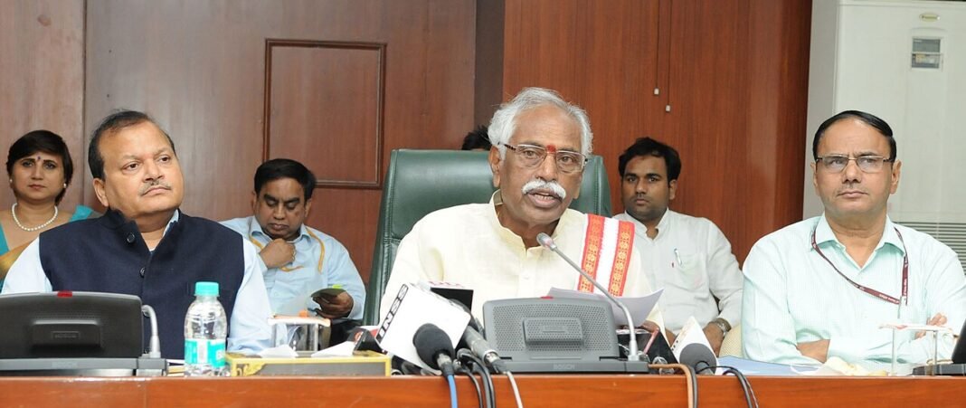 Punjab Sees Over 60 Lakh Unorganised Workers Registered on e-Shram Portal The Minister of State for Labour and Employment (Independent Charge), Shri Bandaru Dattatreya addressing at the launch of the Common Registration Facility under 5 Labour Acts on e-biz Portal, integra…