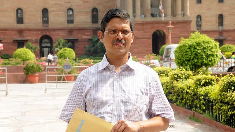 Uttar Pradesh Government Urged to Establish Special Monitoring Cell for Paper Leaks Uttar Pradesh Government Urged to Establish Special Monitoring Cell for Paper Leaks