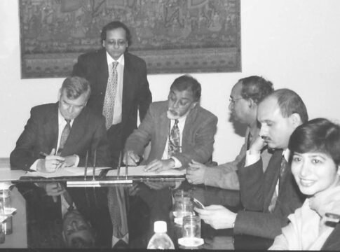 Agreement on Second Andhra Pradesh Structural Adjustment Loan (AP SAI-II) is signed between Government of India, Government of Andhra Pradesh and the World Bank for an amount of US $ 220 million (Loa… Agreement on Second Andhra Pradesh Structural Adjustment Loan (AP SAI-II) is signed between Government of India, Government of Andhra Pradesh and the World Bank for an amount of US $ 220 million (Loa…