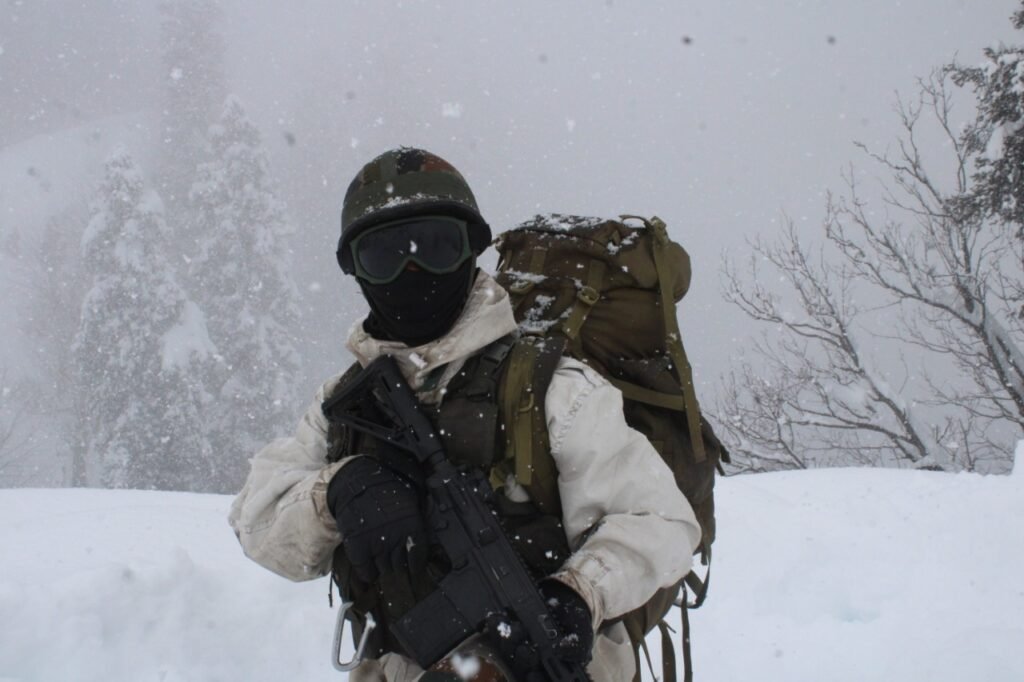 An Indian Army soldier in snow camouflage
