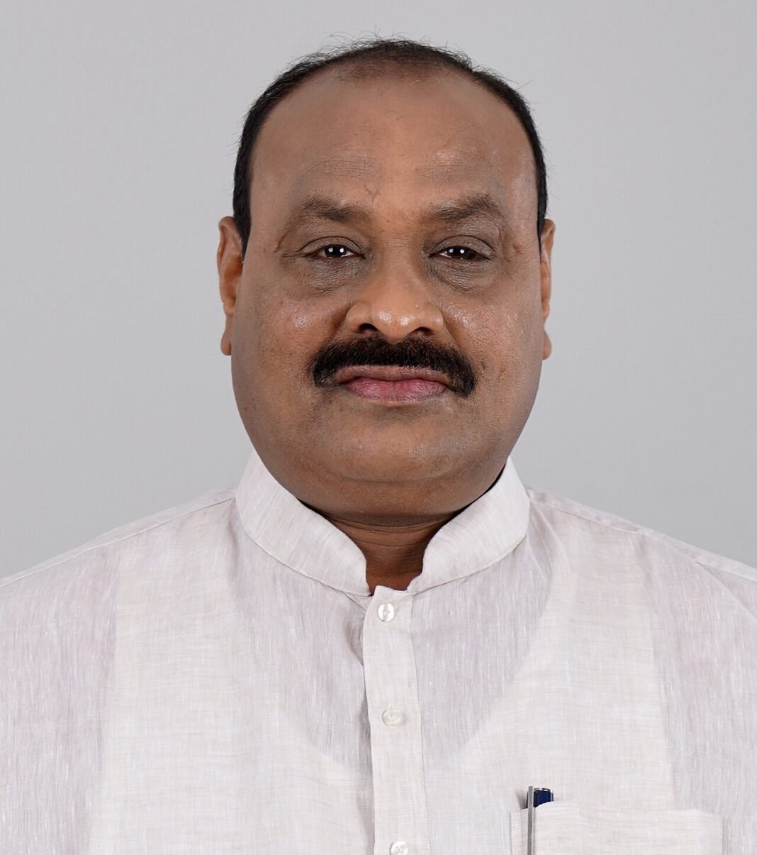 Andhra Pradesh Agriculture Minister Orders Swift Enumeration of Cyclone-Induced Crop Losses Kinjarapu Atchannaidu, Hon'ble Minister for Agriculture, Co-operation, Marketing, Animal Husbandry, Dairy Development & Fisheries