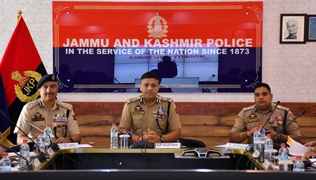Kashmir IGP Directs Overhaul of Srinagar Security Grid and Traffic Management Kashmir IGP Directs Overhaul of Srinagar Security Grid and Traffic Management