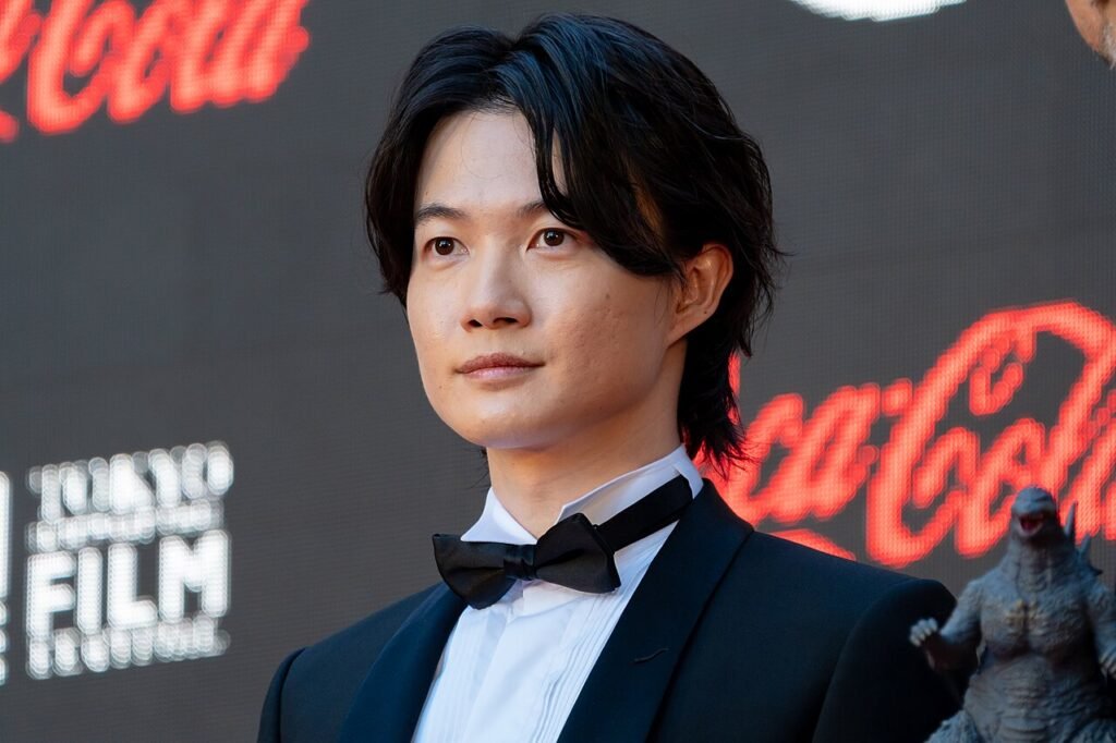 第36回 東京国際映画祭 オープニングイベント レッドカーペット 神木隆之介 (ゴジラ-1.0)