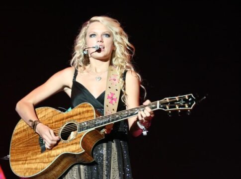American country musician Taylor Swift performing live. American country musician Taylor Swift performing live.